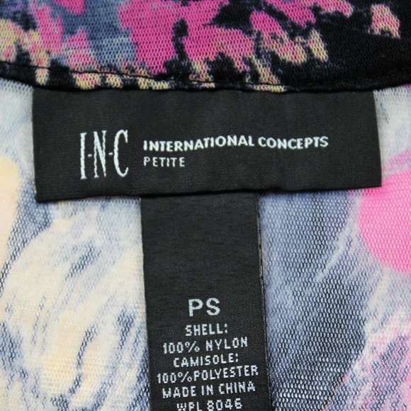 INC Floral career button up top - Picture 2 of 5